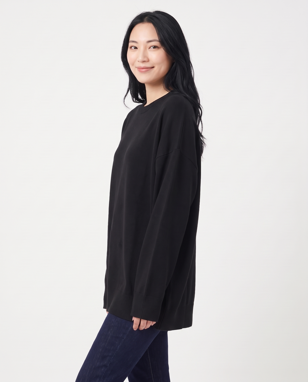 Agnes Women's Oversized Knitted Jumper in Black, three quarter view