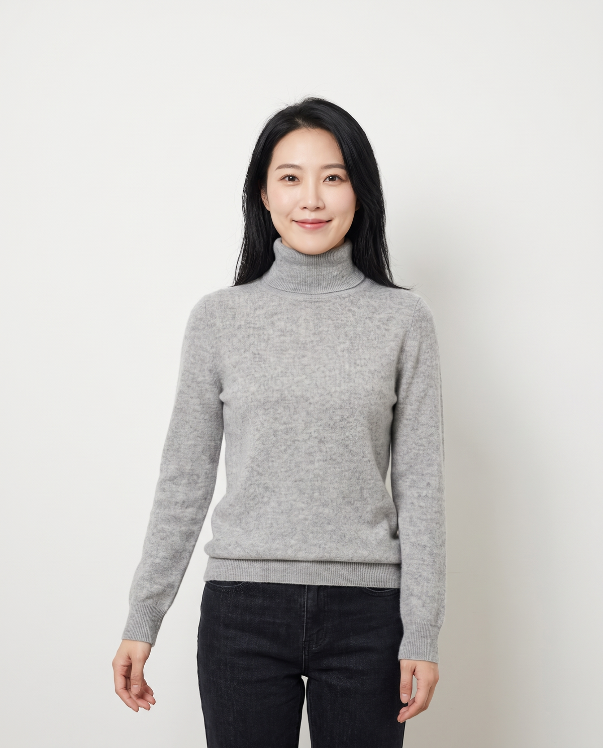 Elena Cashmere Turtleneck in Gray