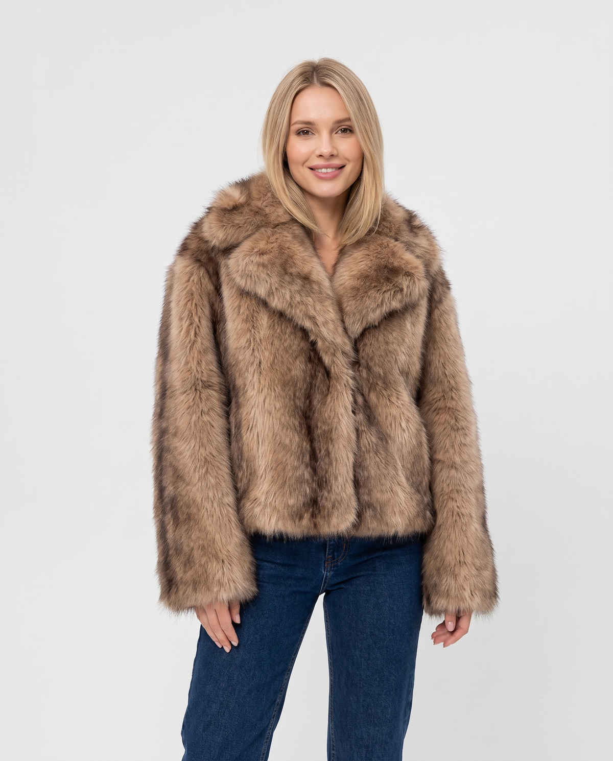 Jane Women's Cropped Faux Fur Jacket in Khaki