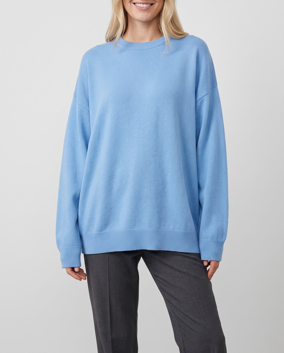 Agnes Women's Oversized Knitted Jumper in Light Blue