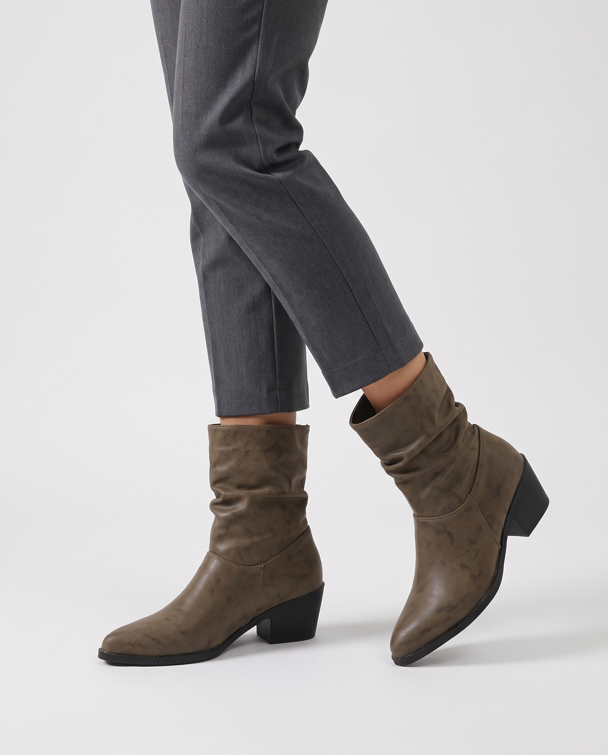 Edith Women's Leather Heeled Ankle Boots - Brown