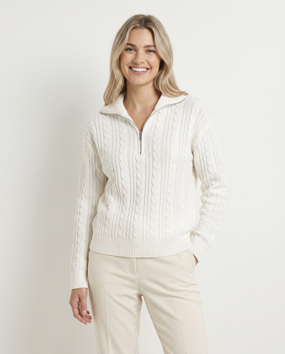 Georgia Women's Cable Knit Jumper in White