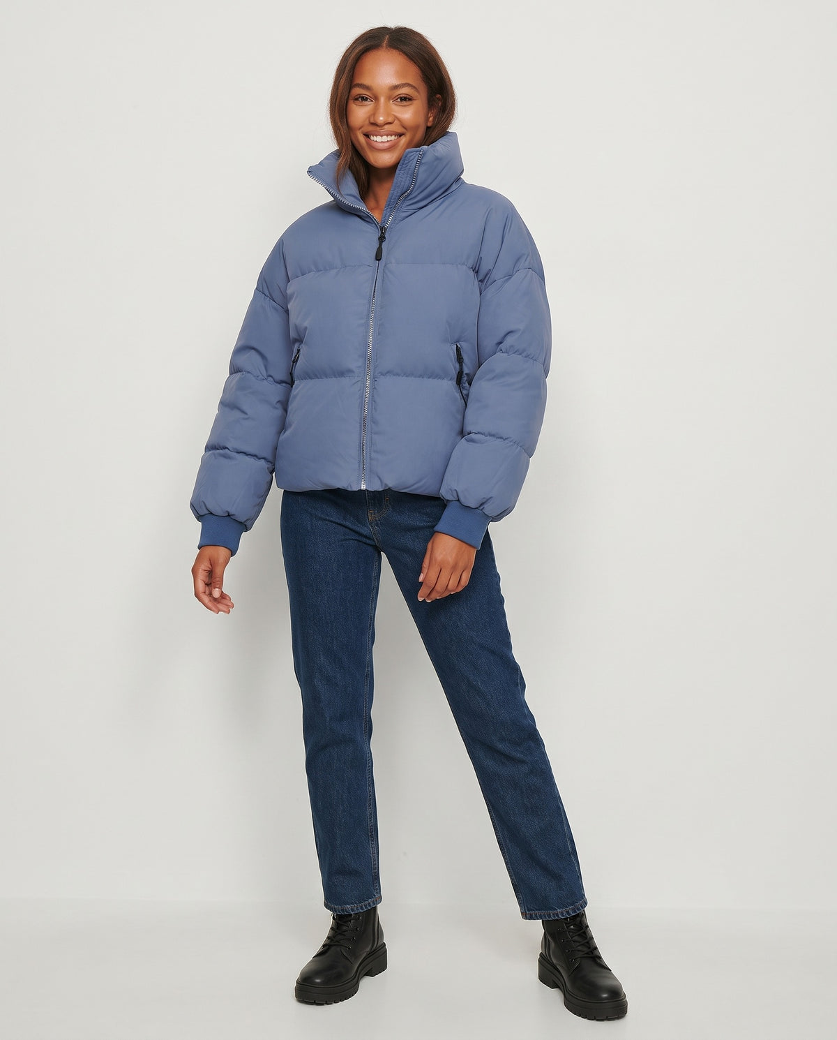 Hazel | Women's Cropped Winter Puffer Jacket with High Collar and Cuffs in Blue